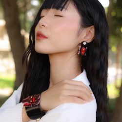 Alternative view of Bracelet Scarab